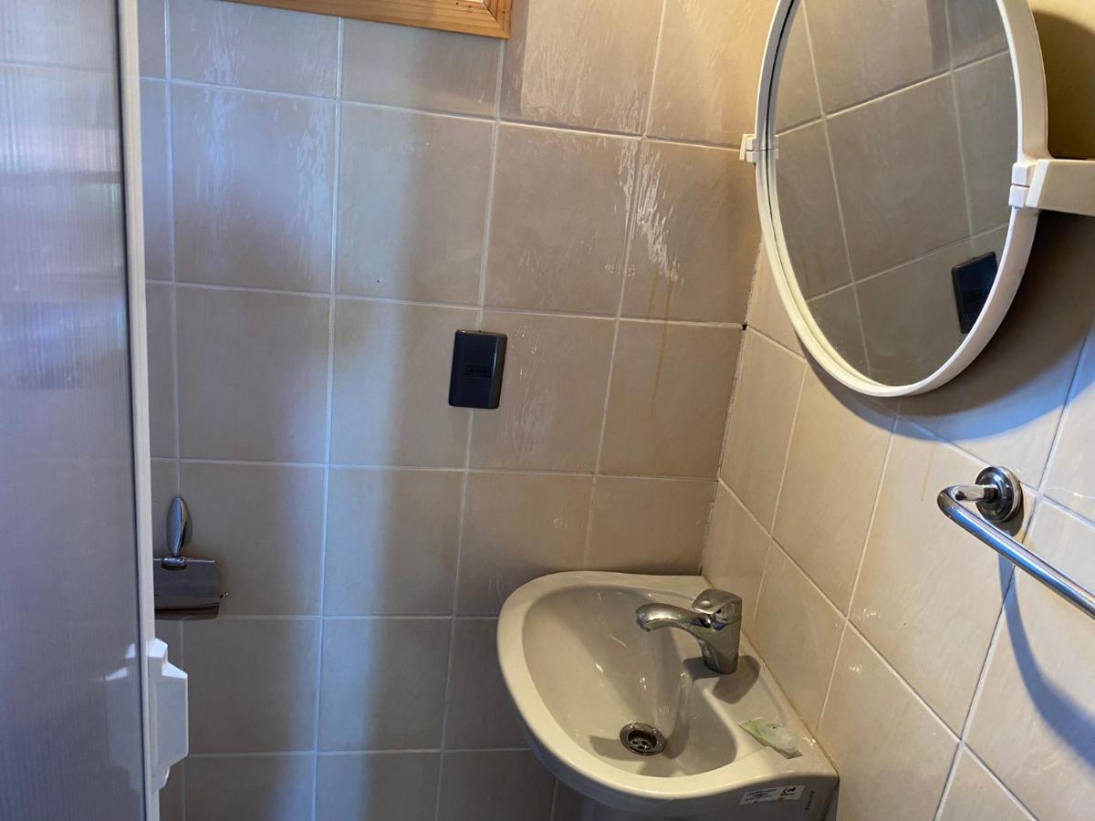 Hostal Los Pioneros Puerto Natales Luaran gambar
